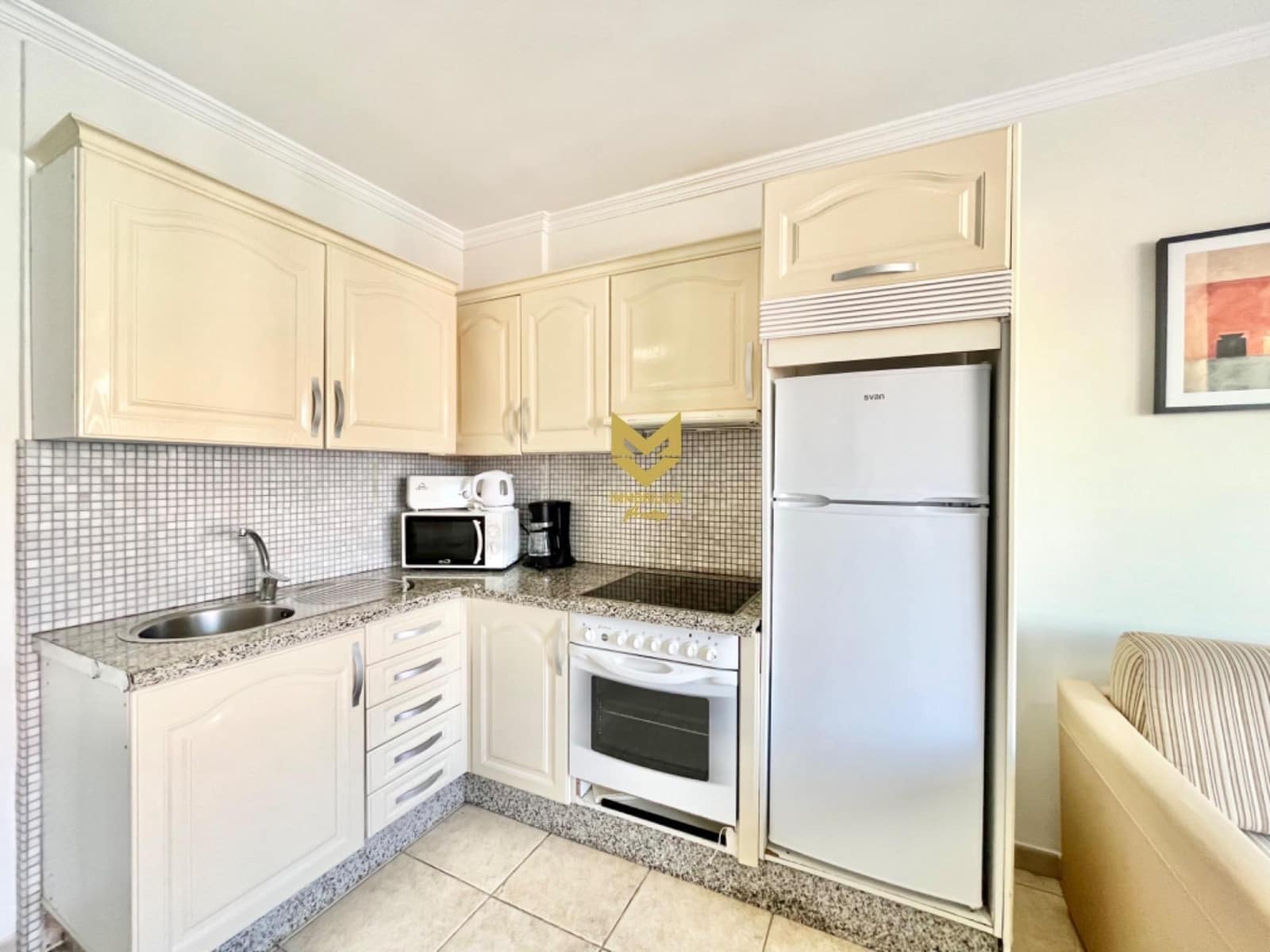 2 bedroom Apartment for sale in Playa de las Americas - € 285,000 (Ref: 9645197)