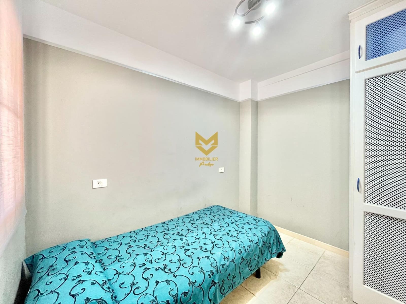 2 bedroom Apartment for sale in Playa de las Americas - € 285,000 (Ref: 9645197)