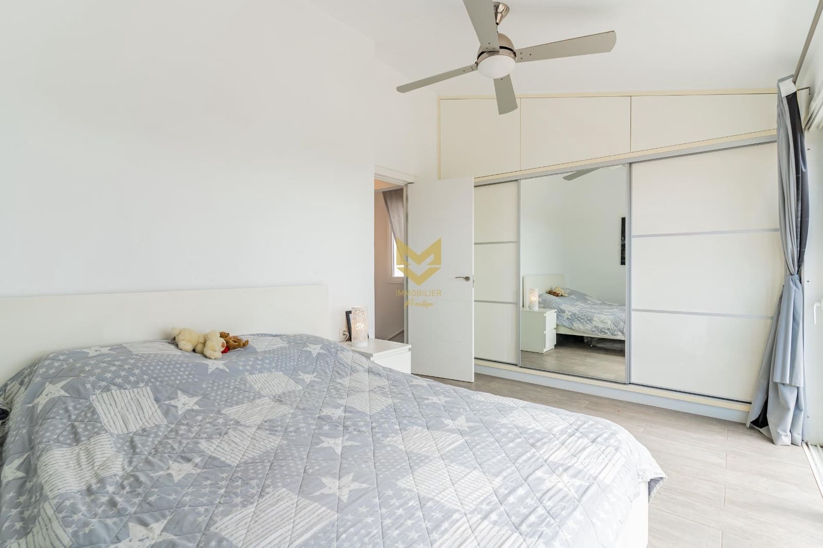 2 slaapkamer Villa te koop in Costa Adeje met garage - € 740.000 (Ref: 9645198)