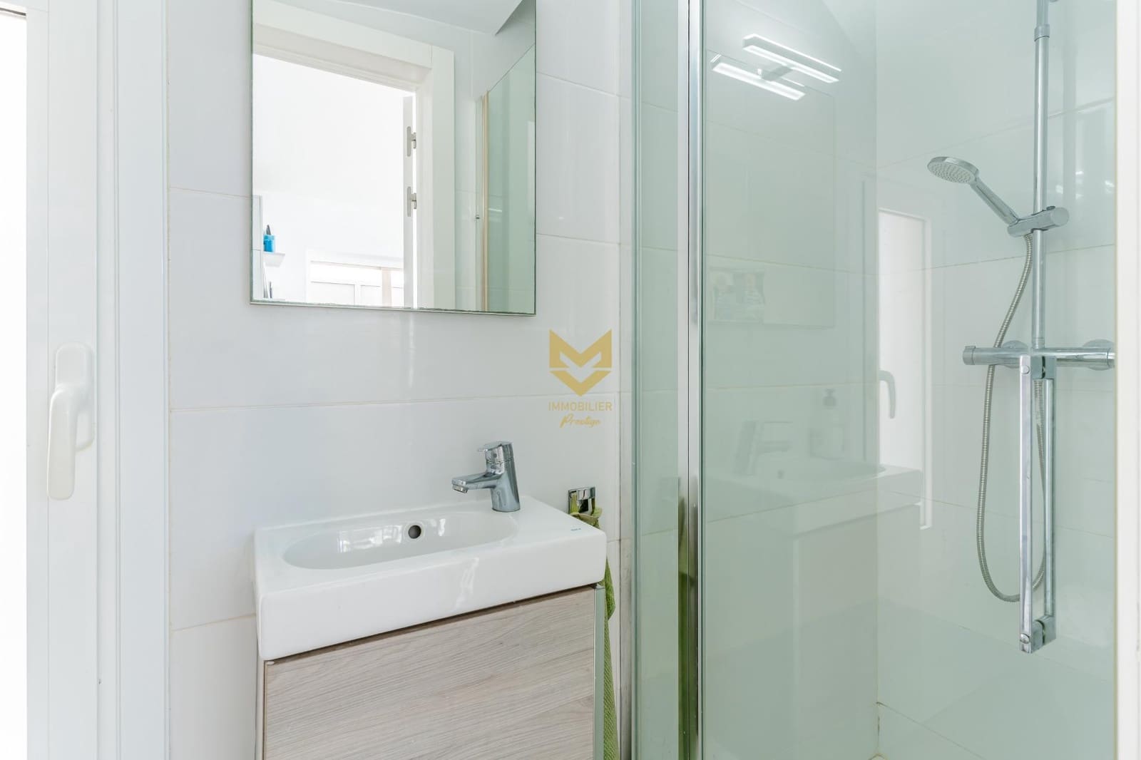 2 slaapkamer Villa te koop in Costa Adeje met garage - € 740.000 (Ref: 9645198)