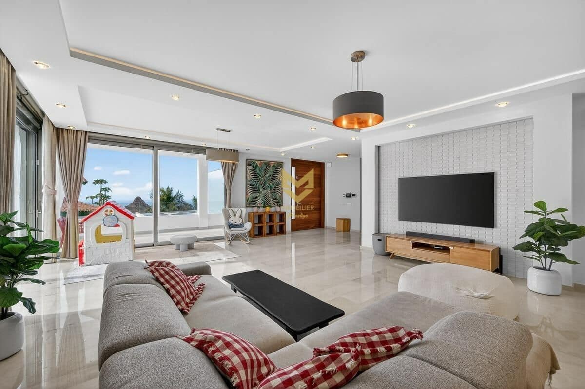 4 Zimmer Villa zu verkaufen in Roque del Conde mit Garage - 2.300.000 € (Ref: 9645203)