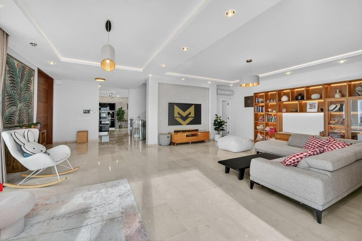 4 Zimmer Villa zu verkaufen in Roque del Conde mit Garage - 2.300.000 € (Ref: 9645203)