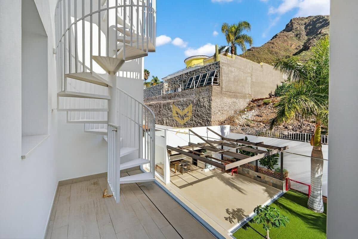 4 Zimmer Villa zu verkaufen in Roque del Conde mit Garage - 2.300.000 € (Ref: 9645203)