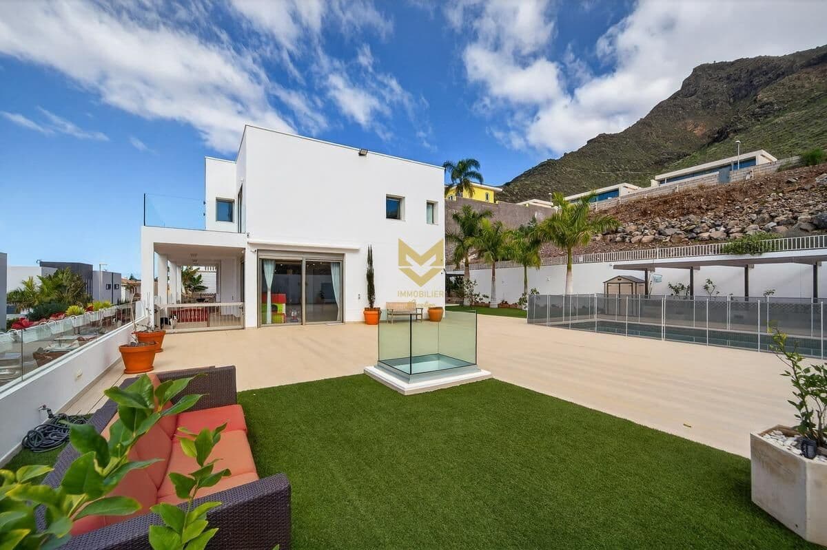 4 Zimmer Villa zu verkaufen in Roque del Conde mit Garage - 2.300.000 € (Ref: 9645203)