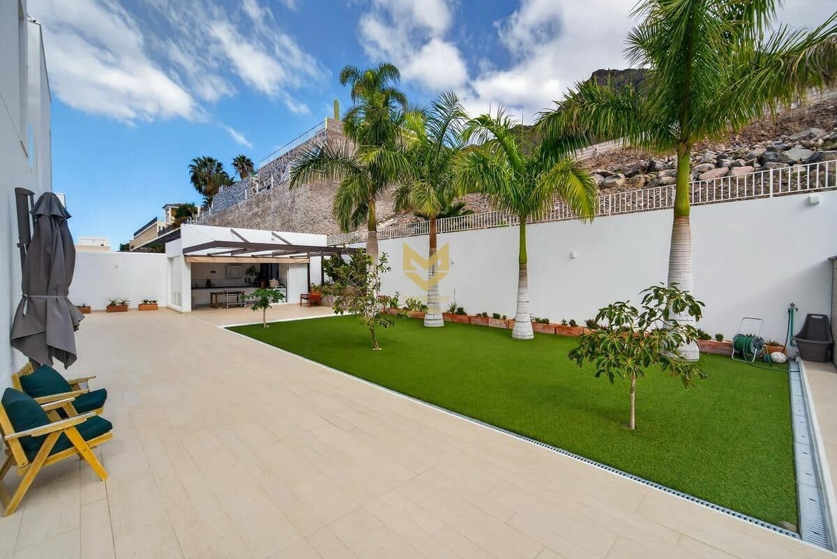 4 Zimmer Villa zu verkaufen in Roque del Conde mit Garage - 2.300.000 € (Ref: 9645203)