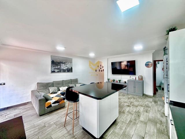 4 chambre Appartement à vendre à Playa San Juan, Guía de Isora - 445 000 € (Ref: 9645205)