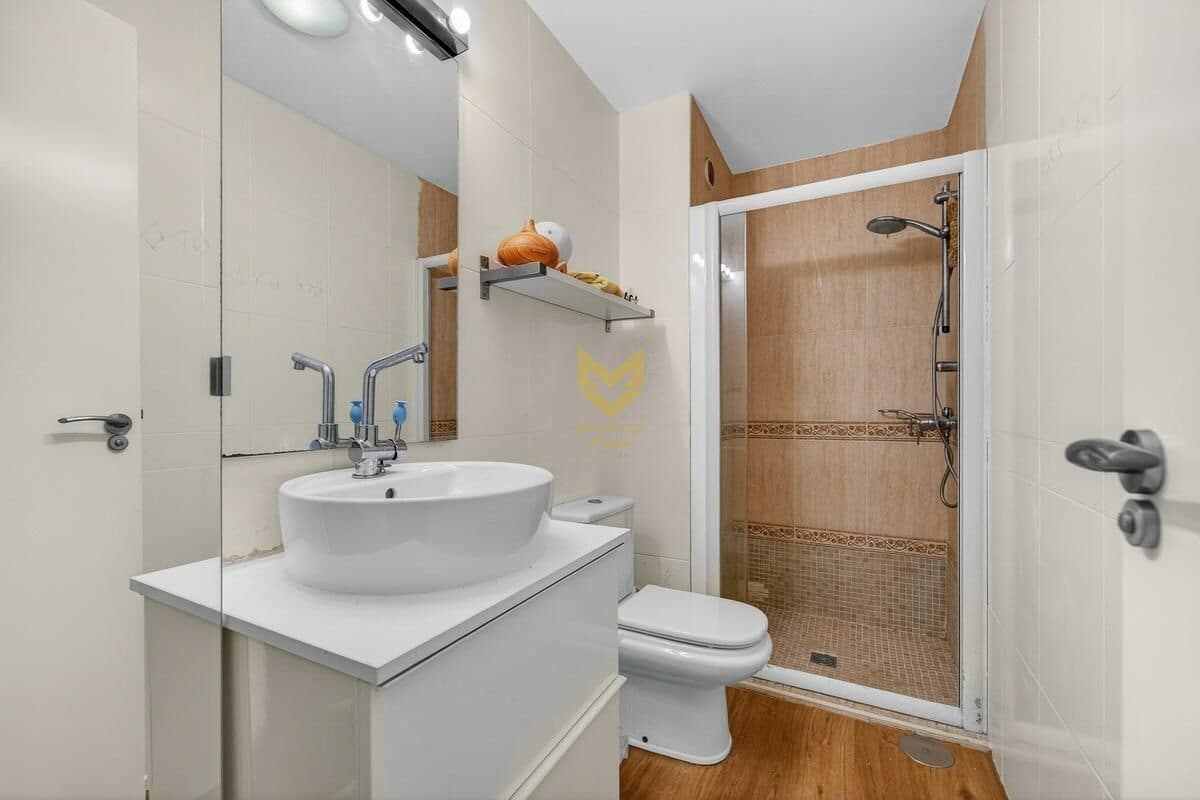 2 makuuhuone Huoneisto myytävänä paikassa Adeje mukana 
autotalli - 365 000 € (Ref: 9645206)