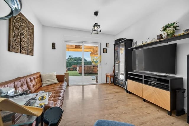 2 makuuhuone Huoneisto myytävänä paikassa Casco Urbano, Adeje mukana 
autotalli - 365 000 € (Ref: 9645206)