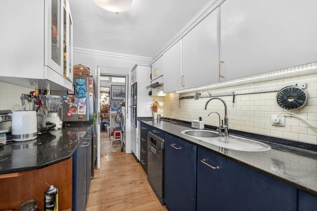 2 makuuhuone Huoneisto myytävänä paikassa Casco Urbano, Adeje mukana 
autotalli - 365 000 € (Ref: 9645206)