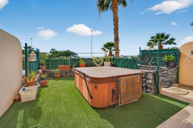 2 makuuhuone Huoneisto myytävänä paikassa Casco Urbano, Adeje mukana 
autotalli - 365 000 € (Ref: 9645206)