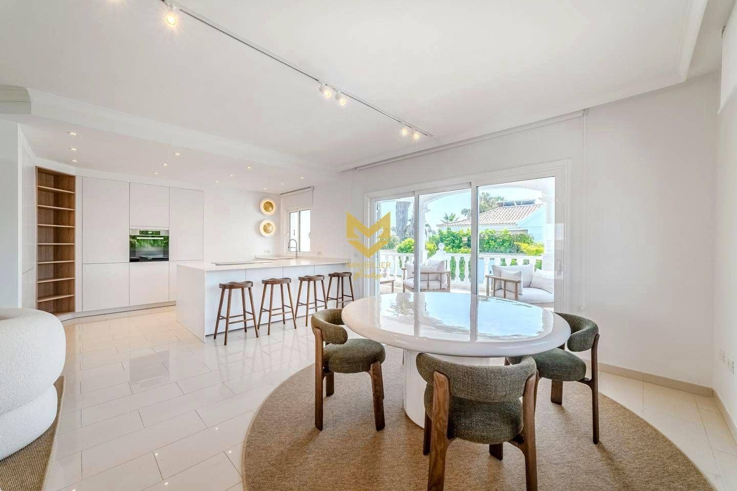 5 sypialnia Willa na sprzedaż w La Caleta Adeje z basenem garażem - 3 300 000 € (Ref: 9645210)