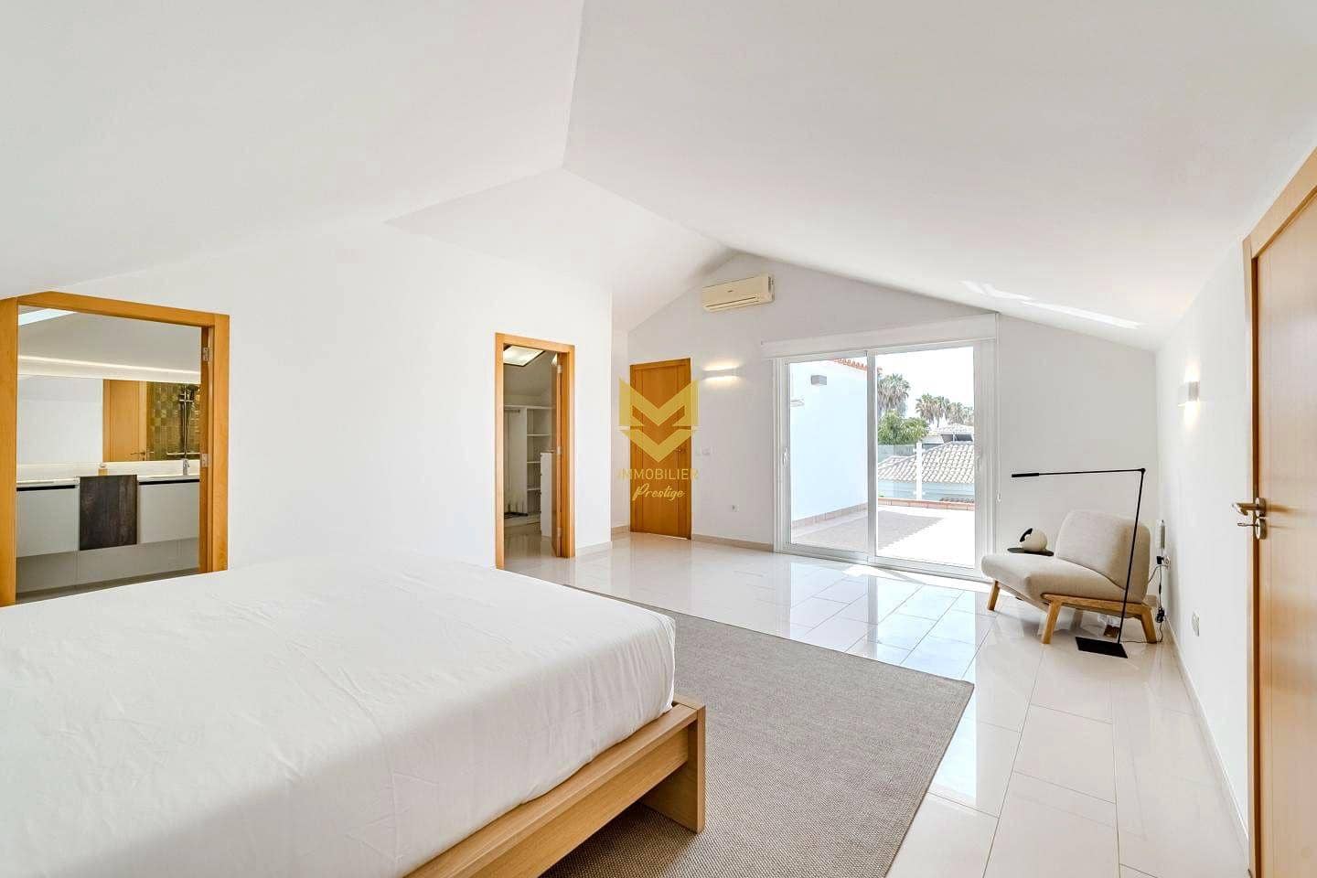 5 sypialnia Willa na sprzedaż w La Caleta Adeje z basenem garażem - 3 300 000 € (Ref: 9645210)