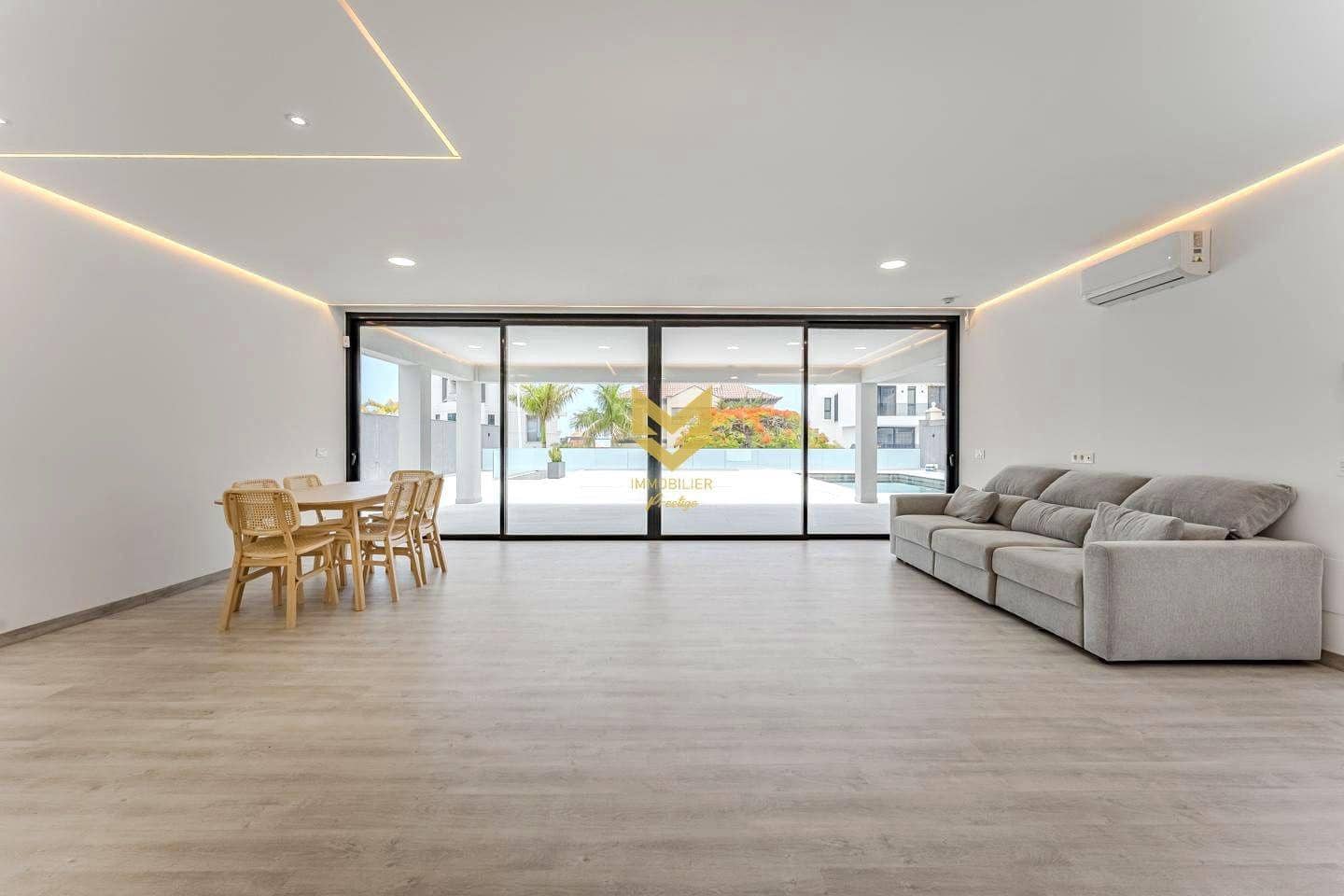 4 chambre Villa/Maison à vendre à El Madronal avec piscine garage - 1 800 000 € (Ref: 9645211)