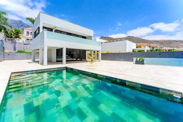 4 chambre Villa/Maison à vendre à El Madroñal, Adeje avec piscine garage - 1 800 000 € (Ref: 9645211)