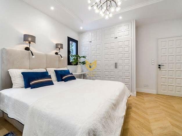 4 makuuhuone Huvila myytävänä paikassa Costa Adeje mukana uima-altaan 
autotalli - 2 600 000 € (Ref: 9645212)