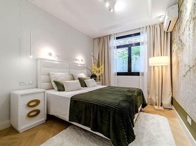 4 makuuhuone Huvila myytävänä paikassa Costa Adeje mukana uima-altaan 
autotalli - 2 600 000 € (Ref: 9645212)