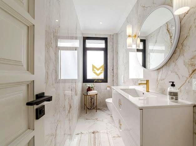 4 makuuhuone Huvila myytävänä paikassa Costa Adeje mukana uima-altaan 
autotalli - 2 600 000 € (Ref: 9645212)