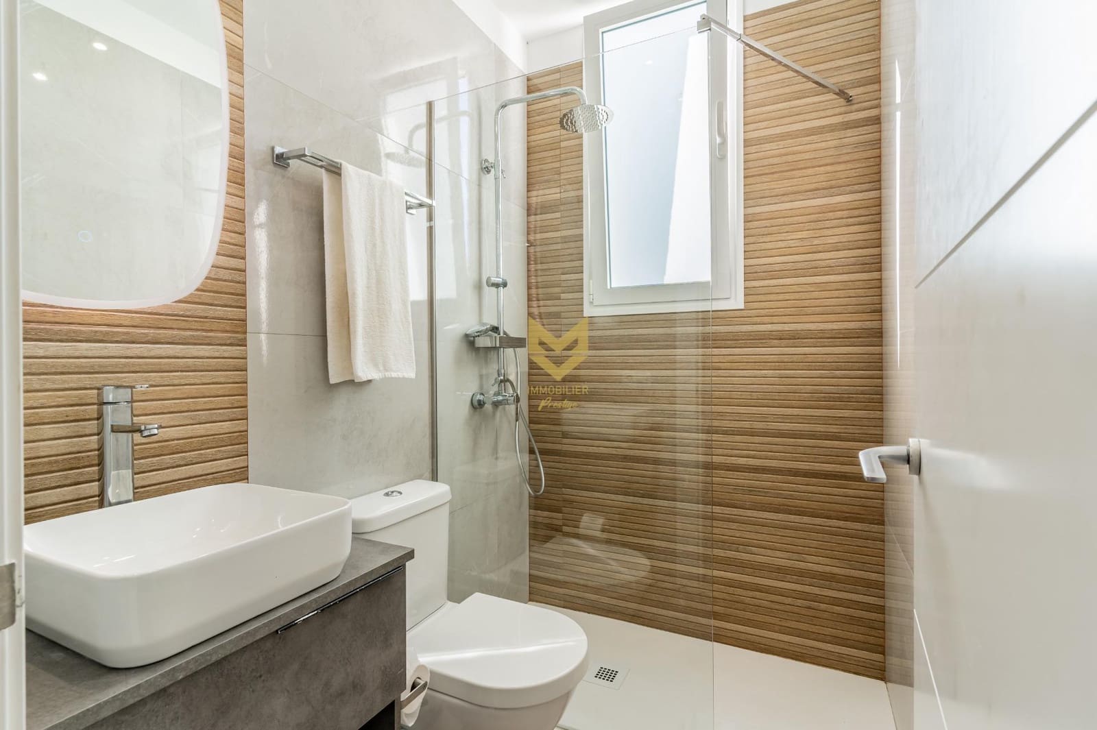 3 chambre Bungalow à vendre à San Miguel de Abona avec piscine garage - 499 000 € (Ref: 9645216)