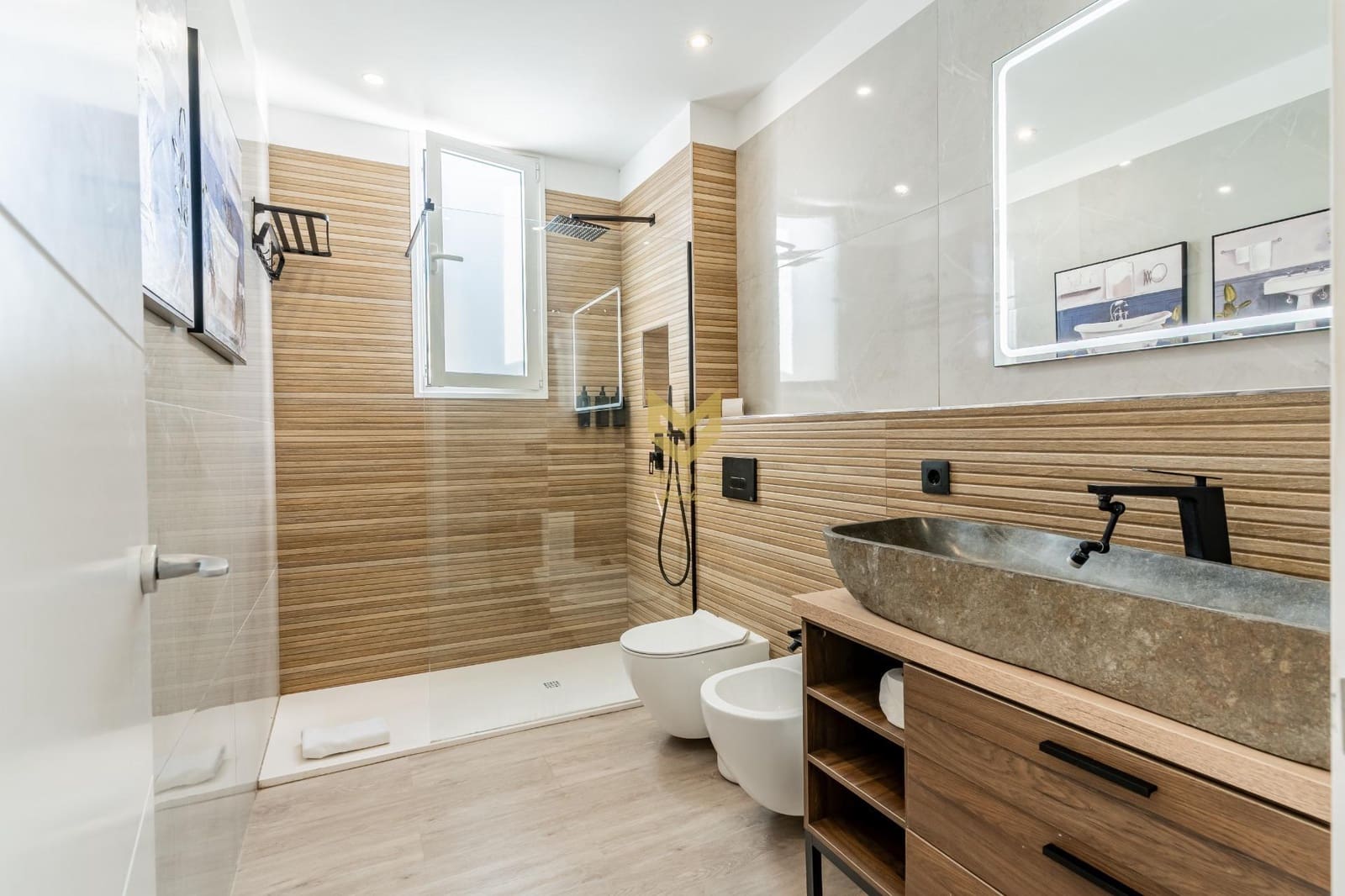 3 chambre Bungalow à vendre à San Miguel de Abona avec piscine garage - 499 000 € (Ref: 9645216)