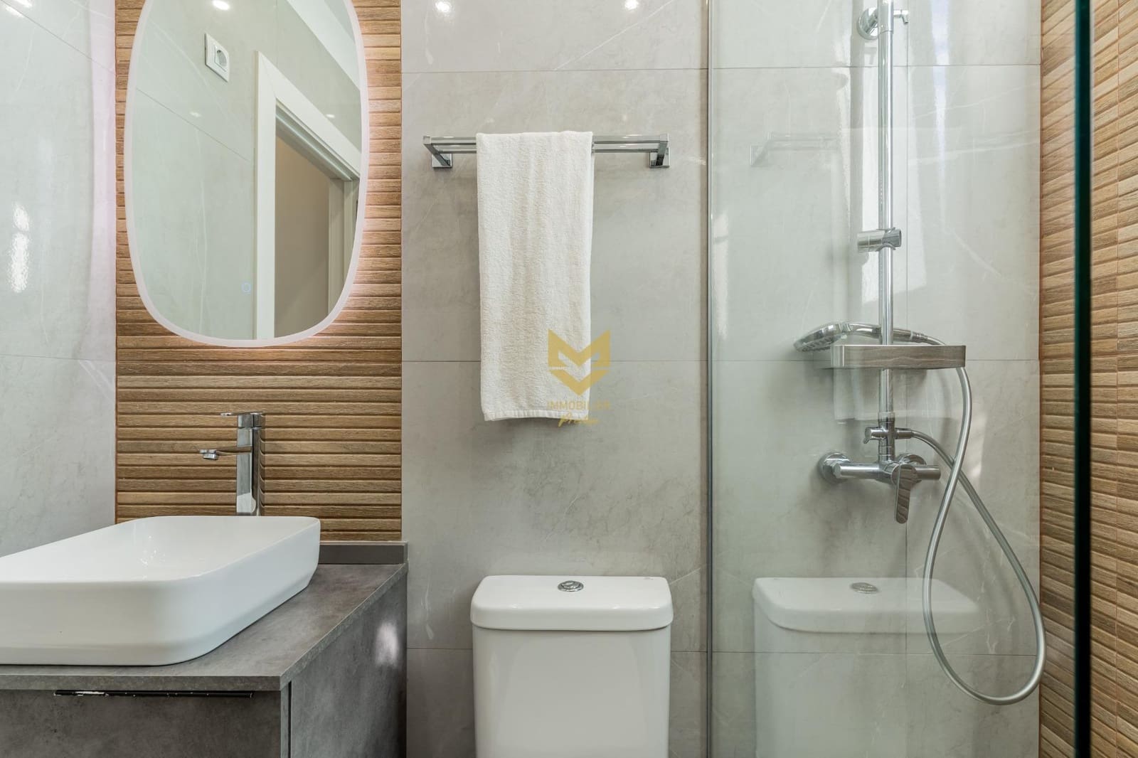 3 chambre Bungalow à vendre à San Miguel de Abona avec piscine garage - 499 000 € (Ref: 9645216)