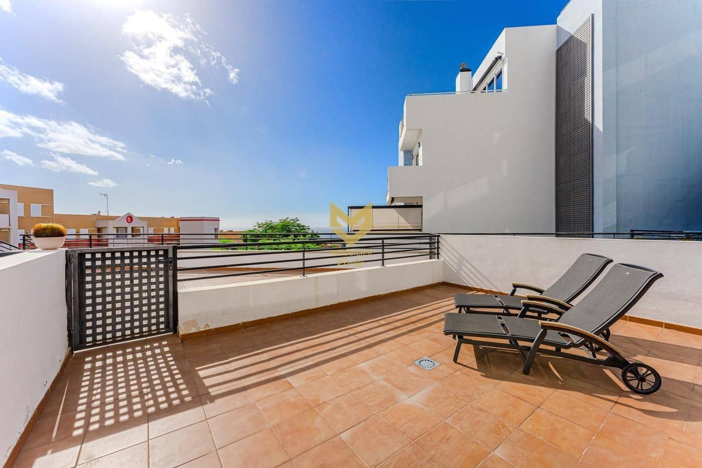 2 sovrum Lägenhet till salu i El Madronal med pool - 385 000 € (Ref: 9645217)