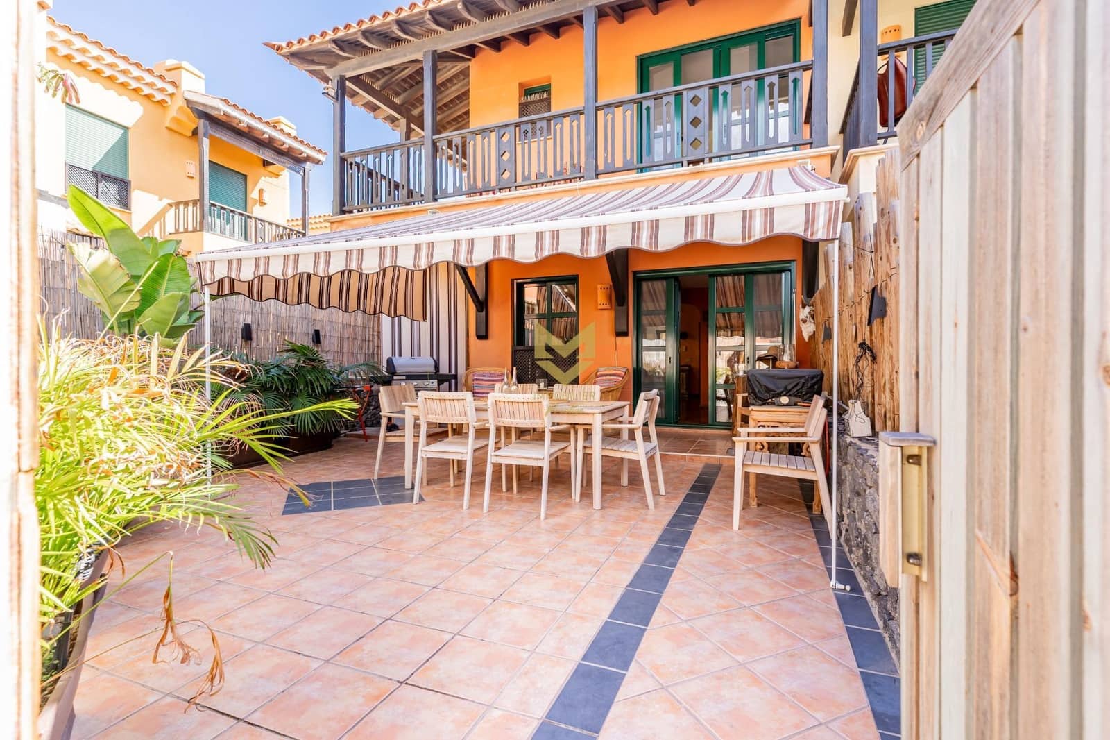 3 sovrum Radhus till salu i San Miguel de Abona med pool garage - 465 000 € (Ref: 9645222)