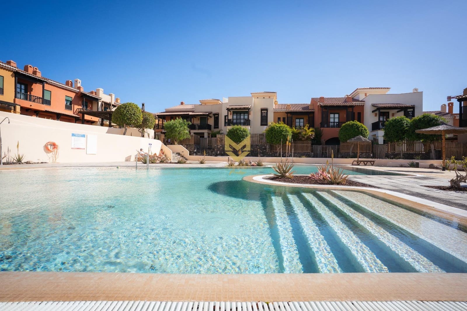 3 sovrum Radhus till salu i San Miguel de Abona med pool garage - 465 000 € (Ref: 9645222)