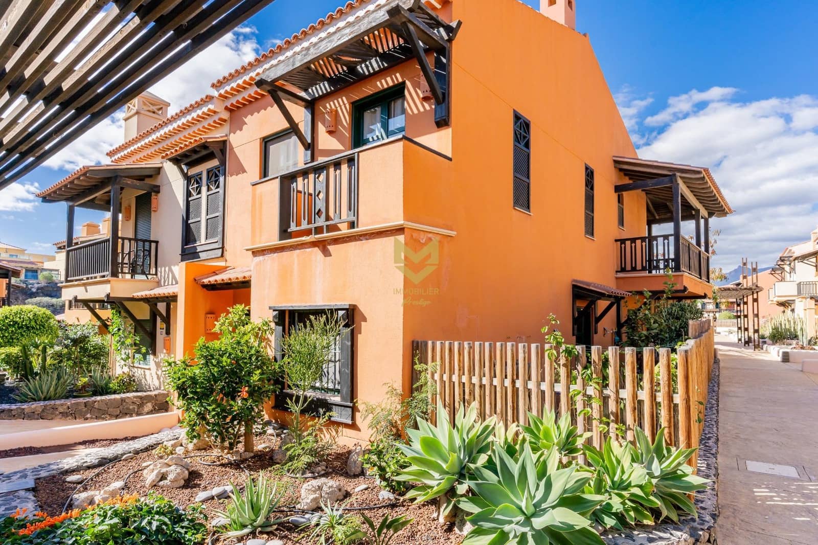 3 sovrum Radhus till salu i San Miguel de Abona med pool garage - 465 000 € (Ref: 9645222)