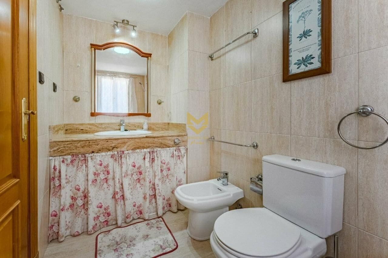 4 soveværelse Lejlighed til salg i Los Cristianos - € 699.000 (Ref: 9645227)