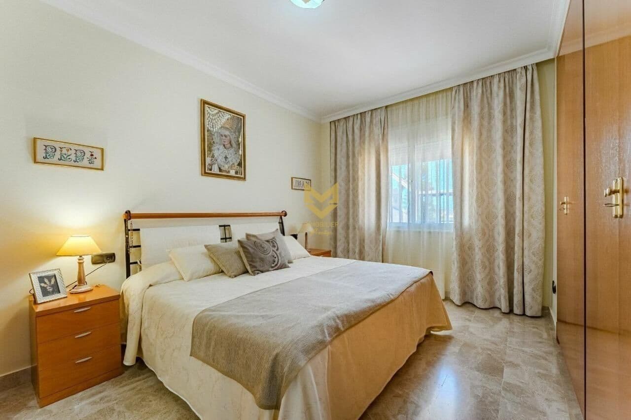 4 soveværelse Lejlighed til salg i Los Cristianos - € 699.000 (Ref: 9645227)