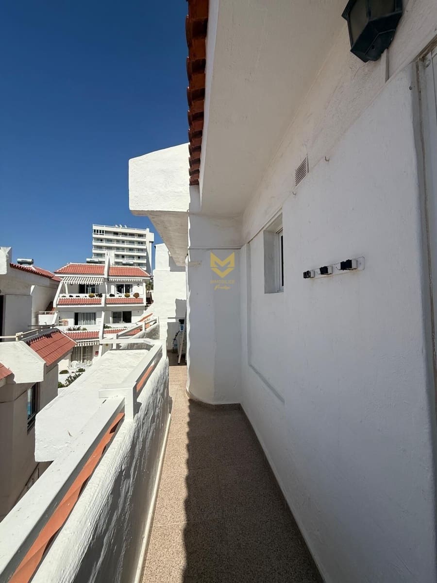 2 slaapkamer Appartement te koop in Playa de las Americas - € 319.000 (Ref: 9652176)