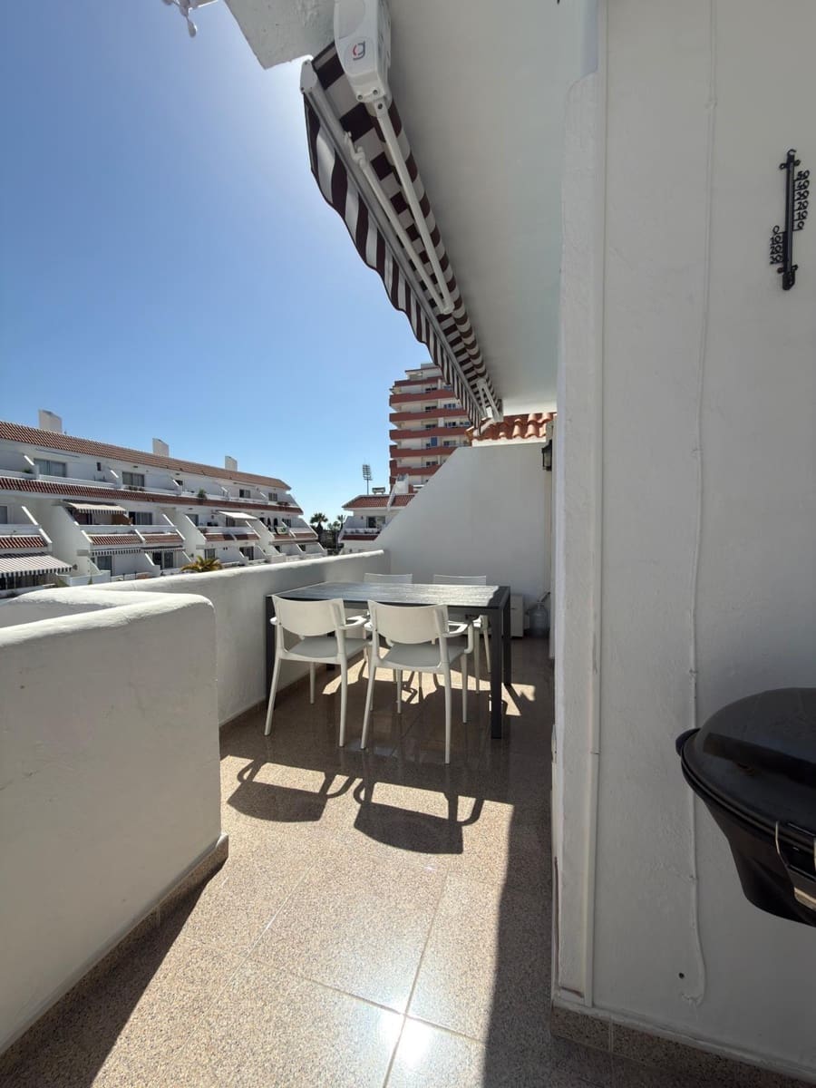 2 slaapkamer Appartement te koop in Playa de las Americas - € 319.000 (Ref: 9652176)