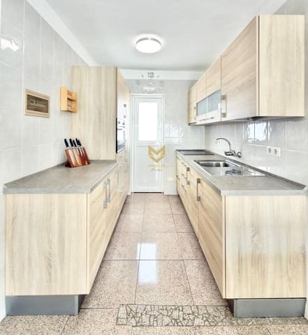 2 slaapkamer Appartement te koop in Playa de las Americas, Arona - € 319.000 (Ref: 9652176)