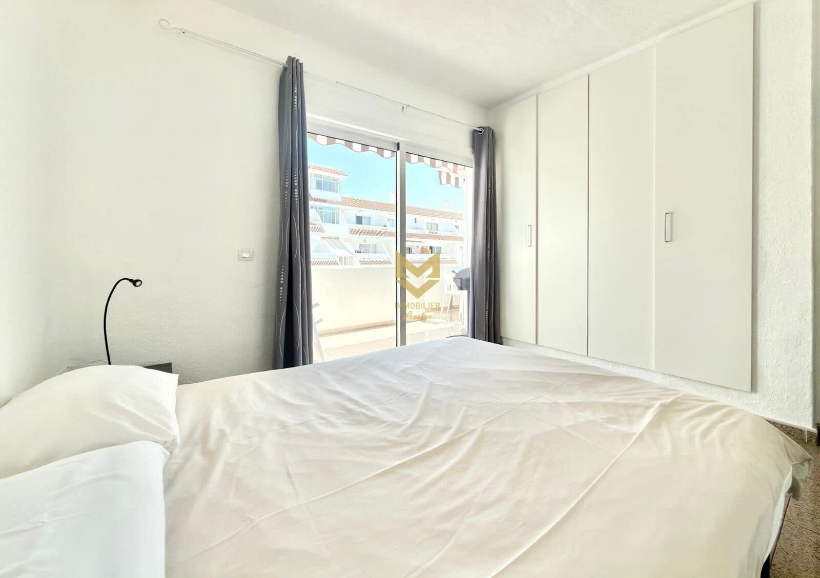 2 slaapkamer Appartement te koop in Playa de las Americas - € 319.000 (Ref: 9652176)