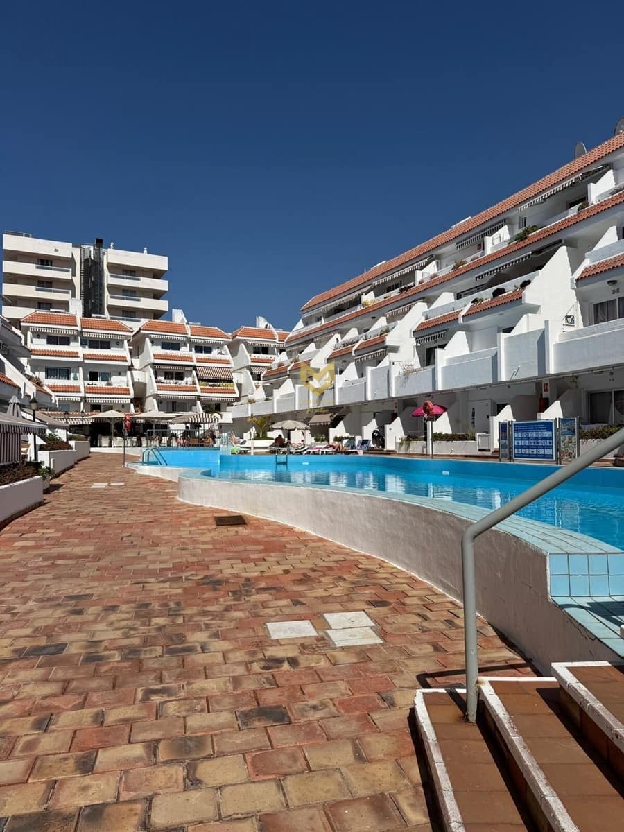 2 slaapkamer Appartement te koop in Playa de las Americas - € 319.000 (Ref: 9652176)