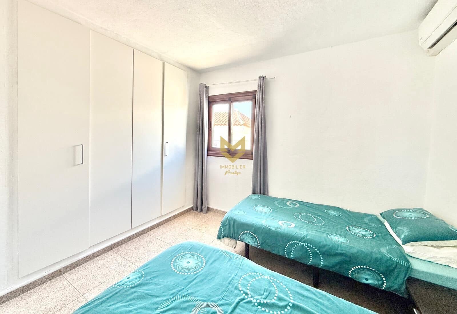 2 slaapkamer Appartement te koop in Playa de las Americas - € 319.000 (Ref: 9652176)