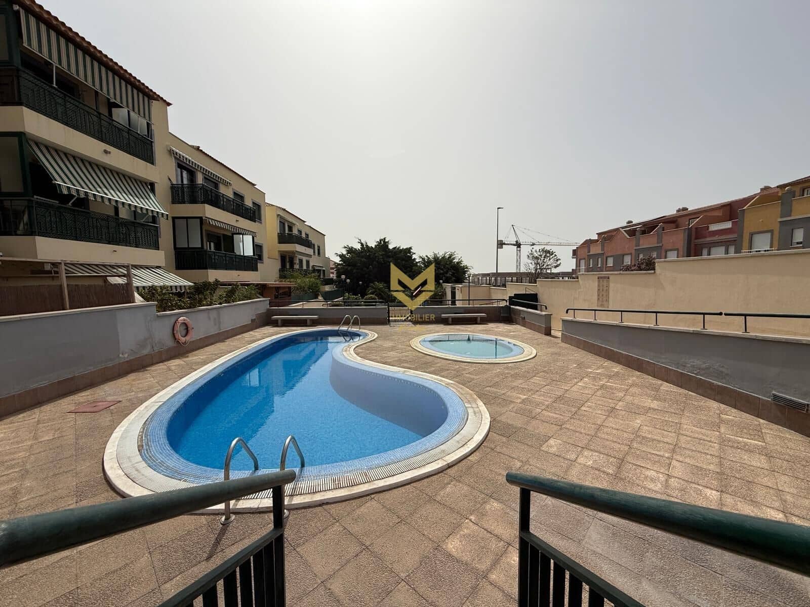 2 bedroom Apartment for sale in Llano del Camello with pool - € 259,000 (Ref: 9656249)
