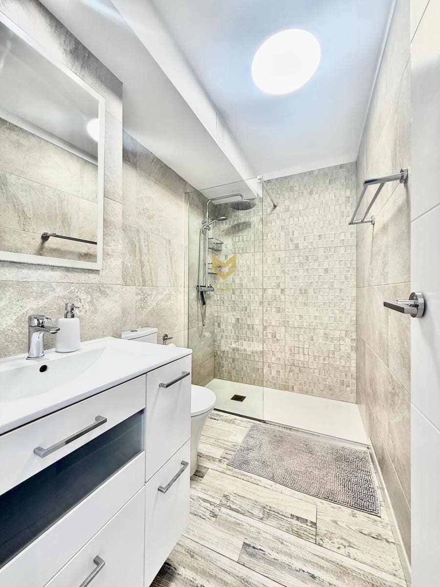 1 chambre Appartement à vendre à Arona avec piscine - 310 000 € (Ref: 9656250)