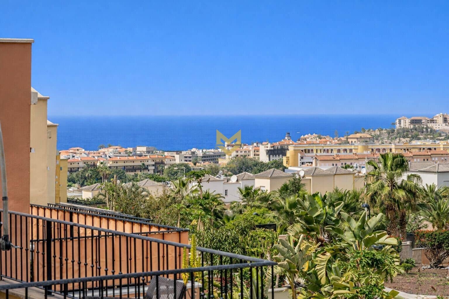 1 sypialnia Apartament na sprzedaż w El Madronal z basenem - 330 000 € (Ref: 9686742)