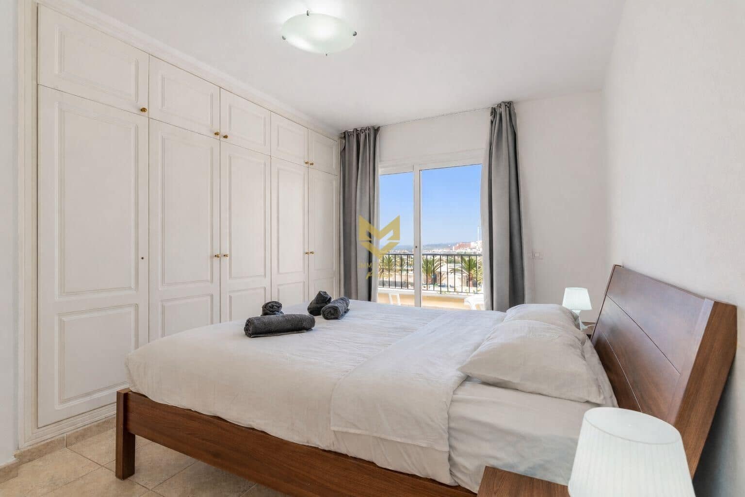 1 sypialnia Apartament na sprzedaż w El Madronal z basenem - 330 000 € (Ref: 9686742)