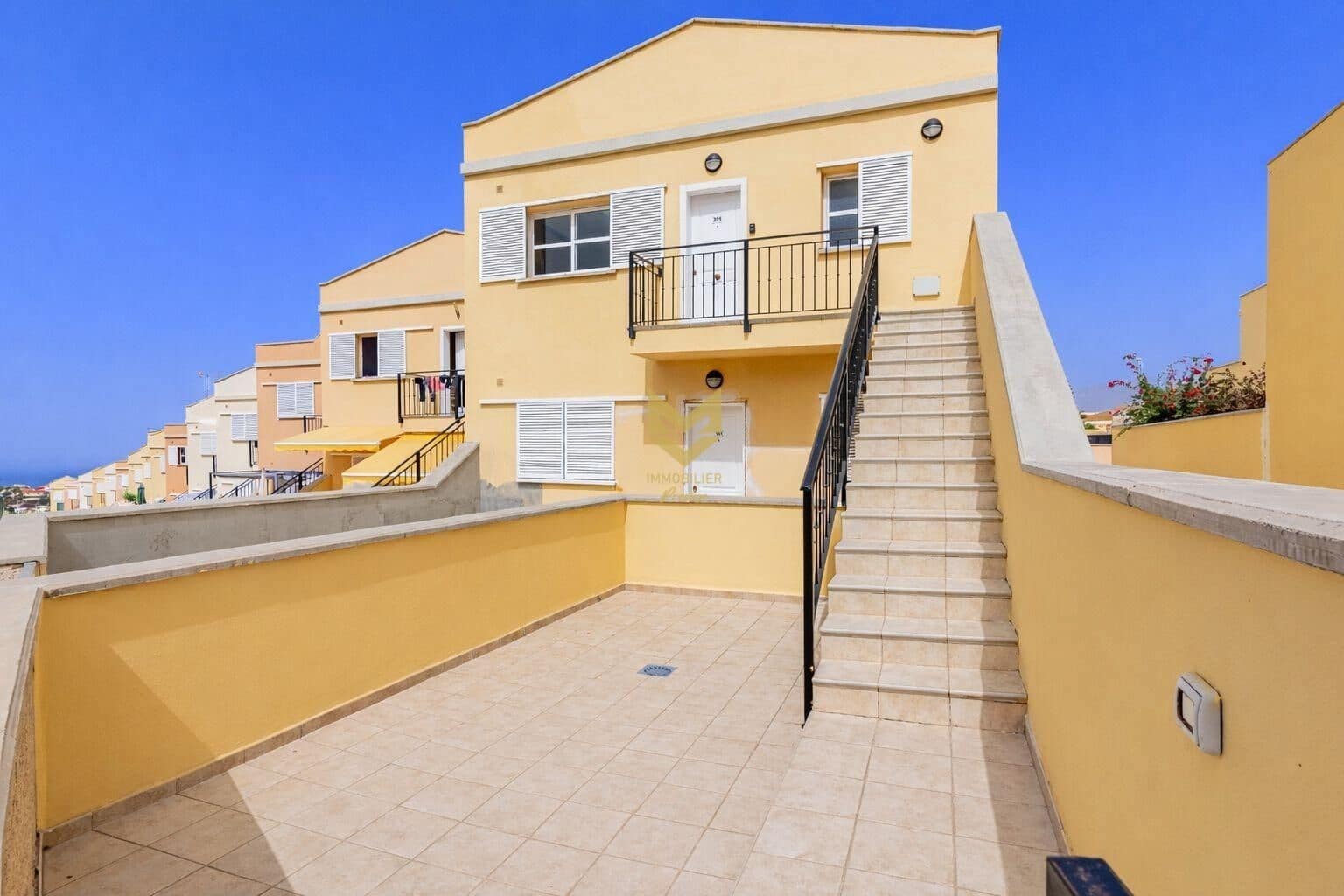 1 sypialnia Apartament na sprzedaż w El Madronal z basenem - 330 000 € (Ref: 9686742)