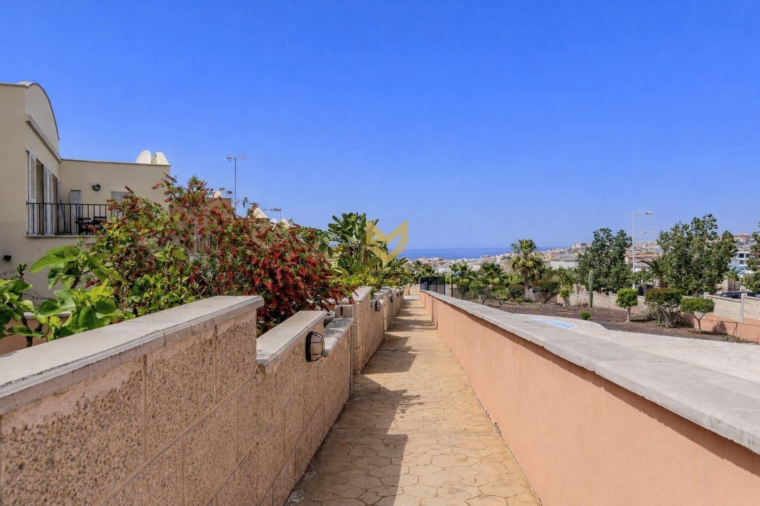 1 sypialnia Apartament na sprzedaż w El Madronal z basenem - 330 000 € (Ref: 9686742)