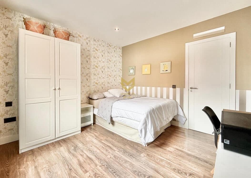 5 Zimmer Villa zu verkaufen in Armenime mit Garage - 890.000 € (Ref: 9721844)