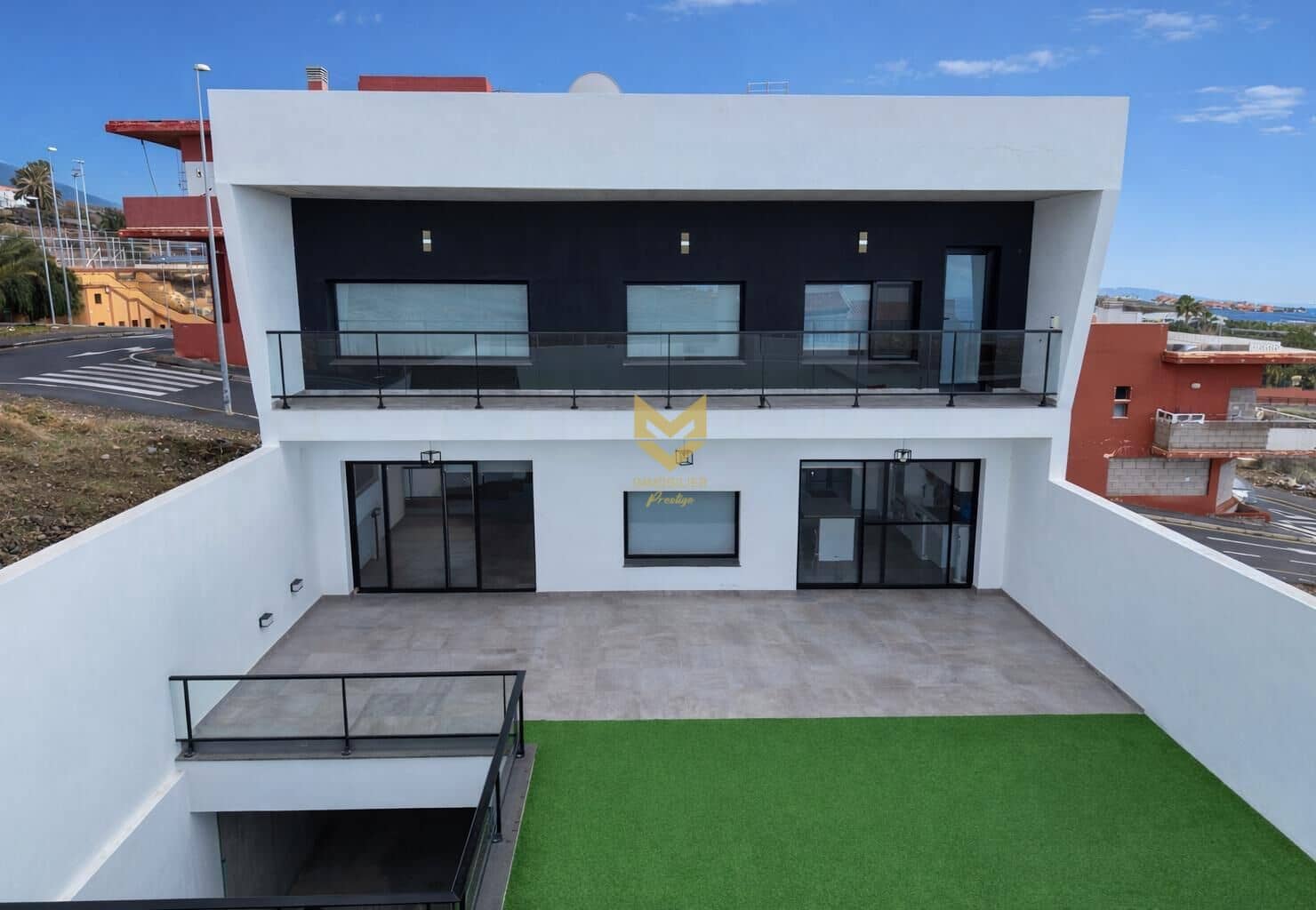 5 Zimmer Villa zu verkaufen in Armenime mit Garage - 890.000 € (Ref: 9721844)