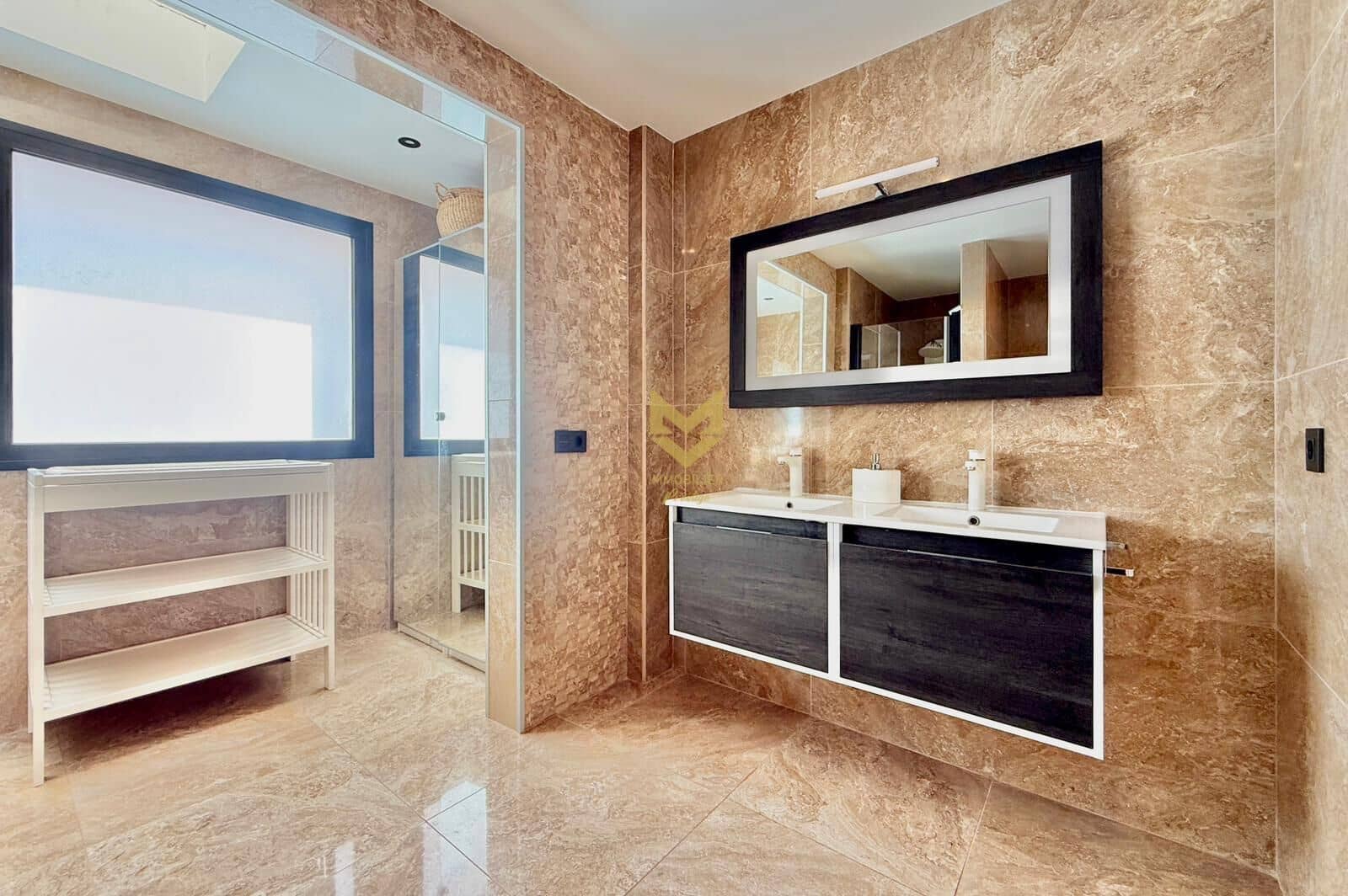 5 Zimmer Villa zu verkaufen in Armenime mit Garage - 890.000 € (Ref: 9721844)