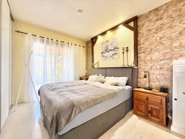 3 bedroom Bungalow for sale in Callao Salvaje, Adeje - € 549,000 (Ref: 9748163)