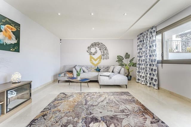 2 soveværelse Lejlighed til salg i La Caleta Adeje, Adeje - € 715.000 (Ref: 9770769)