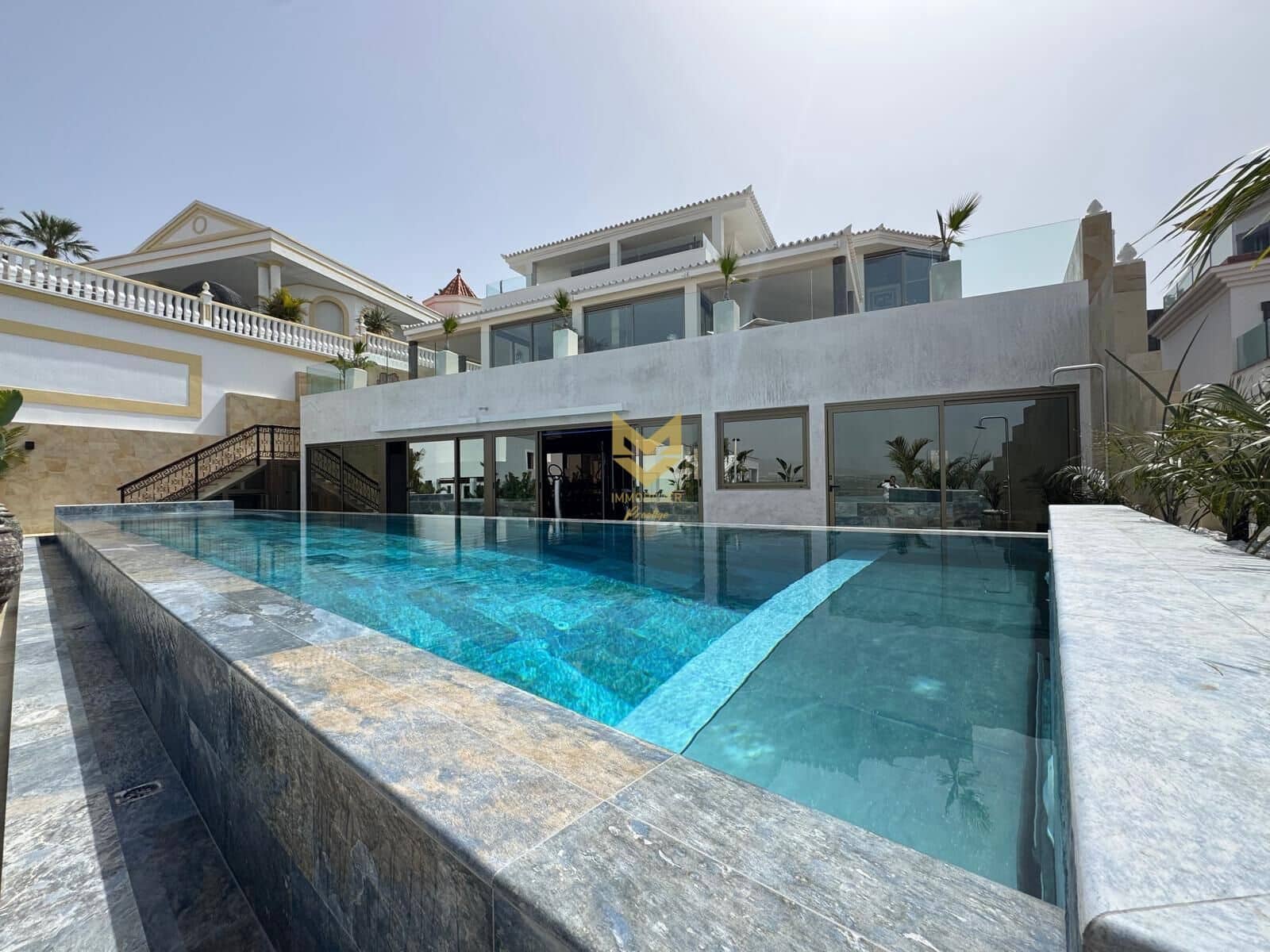 4 sovrum Villa till salu i Costa Adeje med pool garage - 5 500 000 € (Ref: 9791208)