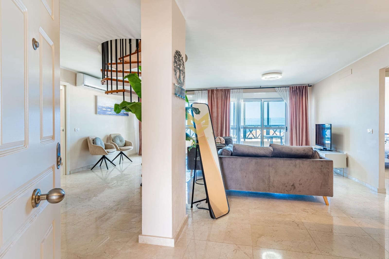 3 bedroom Penthouse for sale in San Miguel de Abona with pool - € 470,000 (Ref: 9833831)