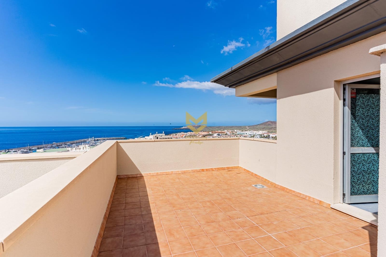3 bedroom Penthouse for sale in San Miguel de Abona with pool - € 470,000 (Ref: 9833831)